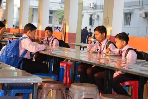 Campus-candid-2019-20-14-scaled